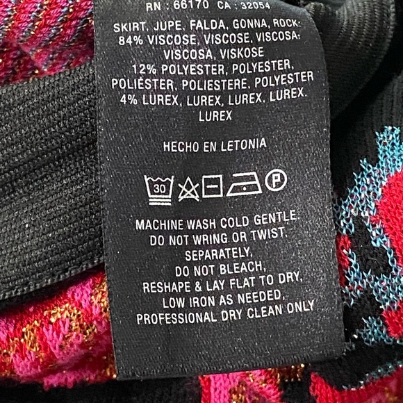 Ekaterina Kukhareva for Made in Kind Sweater Skirt - Picture 5 of 5